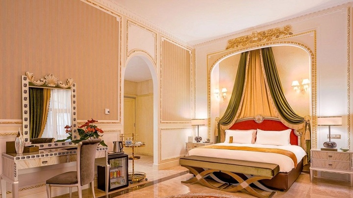 چگونه در هتلاتو رزرو هتل تهران و بلیط هواپیما انجام دهیم؟