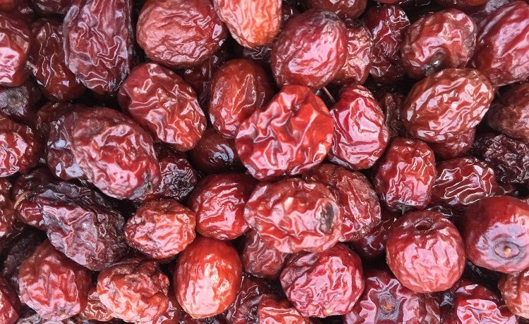 چه ویتامین هایی در عناب است