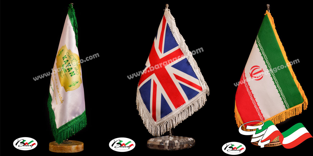 خرید پوشاک گرم زنانه در طرح ها و مدل های متنوع